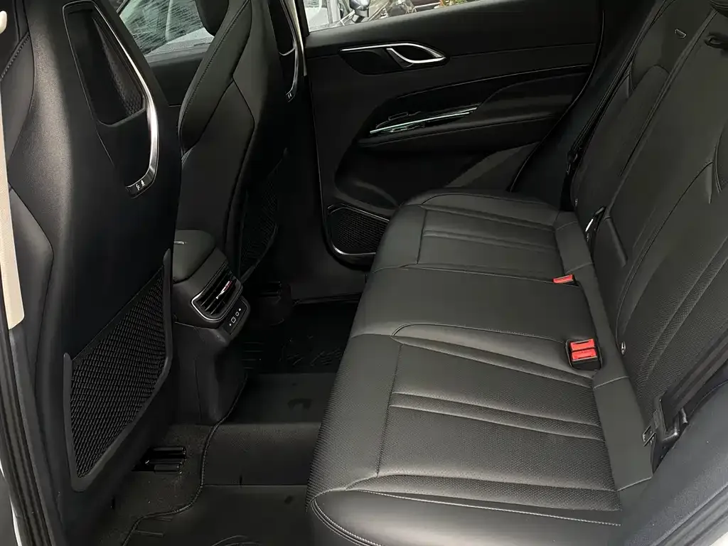 Hongqi HS3 2024 из CN, фото 8