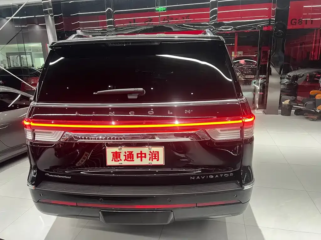 Lincoln Navigator 2024 из CN, фото 4