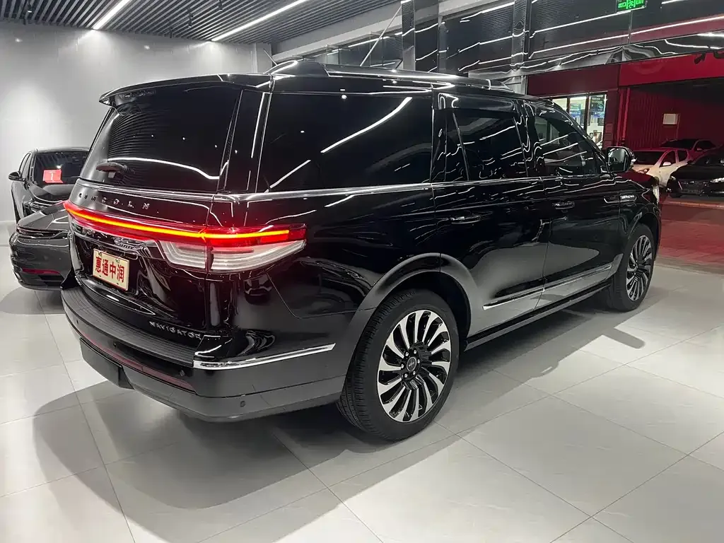Lincoln Navigator 2024 из CN, фото 5