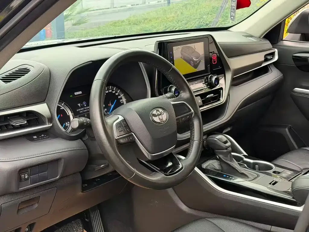 Toyota Highlander 2022 из CN, фото 8