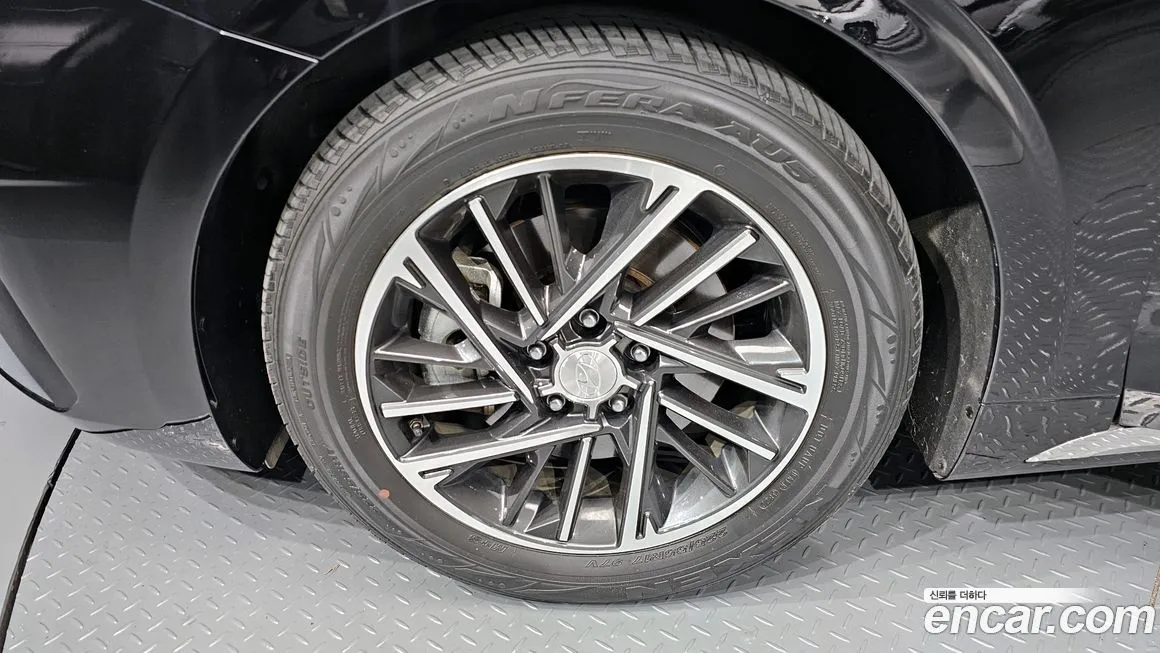 Hyundai Grandeur 2023 из KR, фото 5