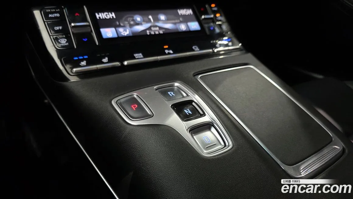 Hyundai Grandeur 2023 из KR, фото 9