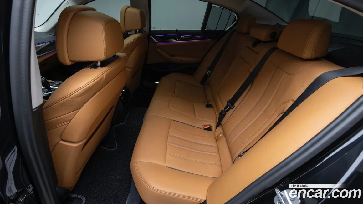 BMW 5-Series 2023 из KR, фото 10