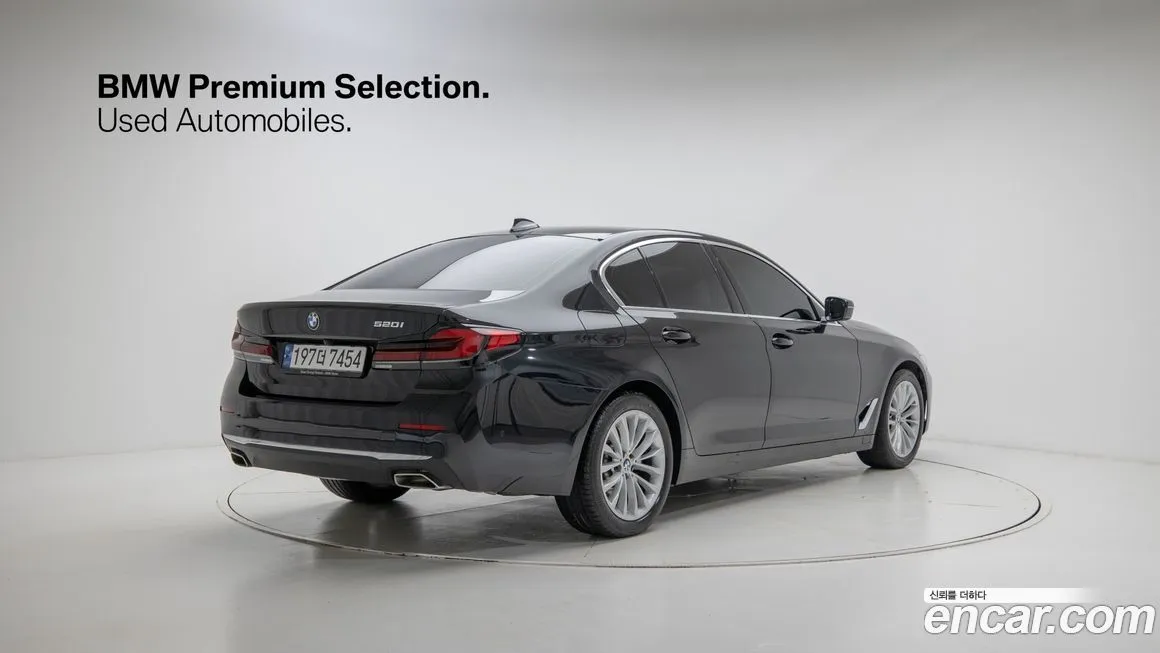 BMW 5-Series 2023 из KR, фото 2