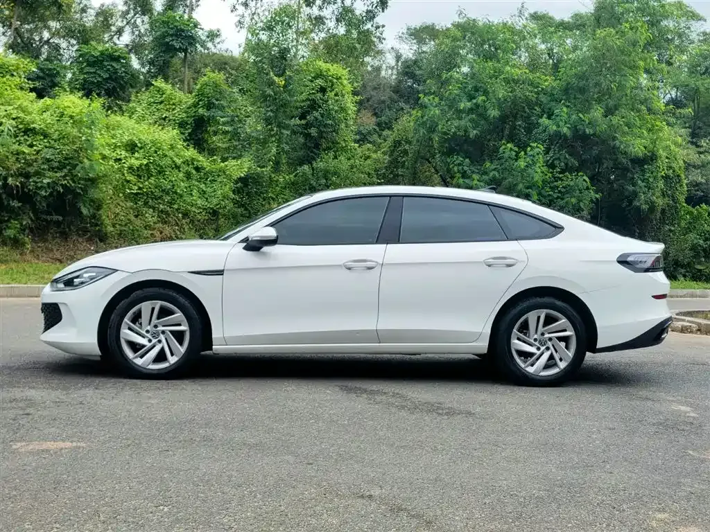 Volkswagen Lamando 2023 из CN, фото 4