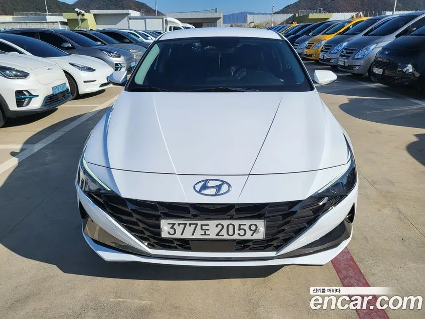 Hyundai AVANTE 2021 из KR, фото 1