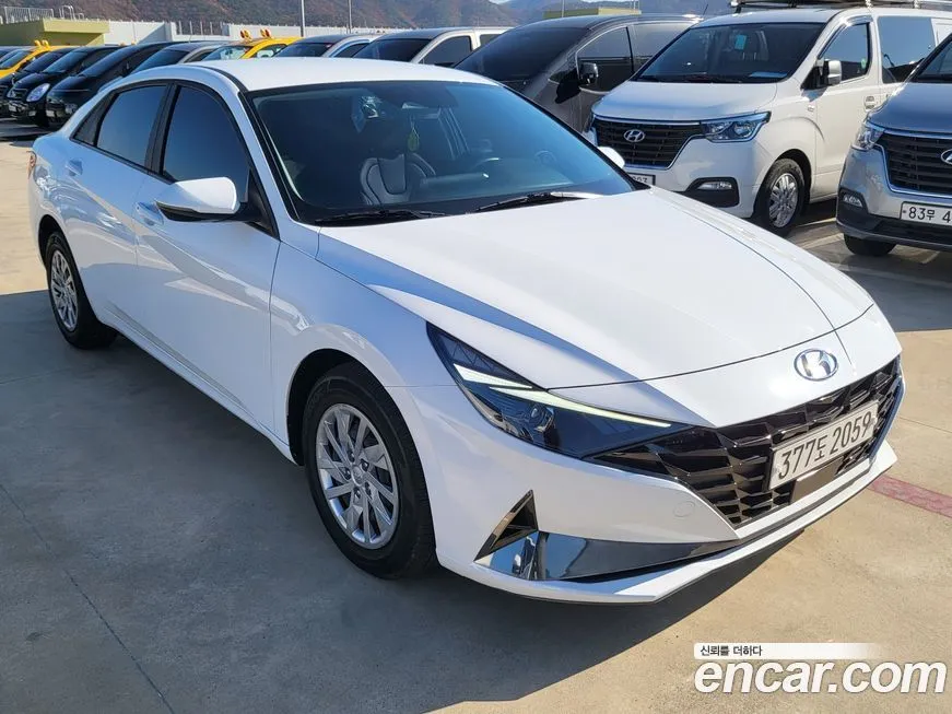 Hyundai AVANTE 2021 из KR, фото 3