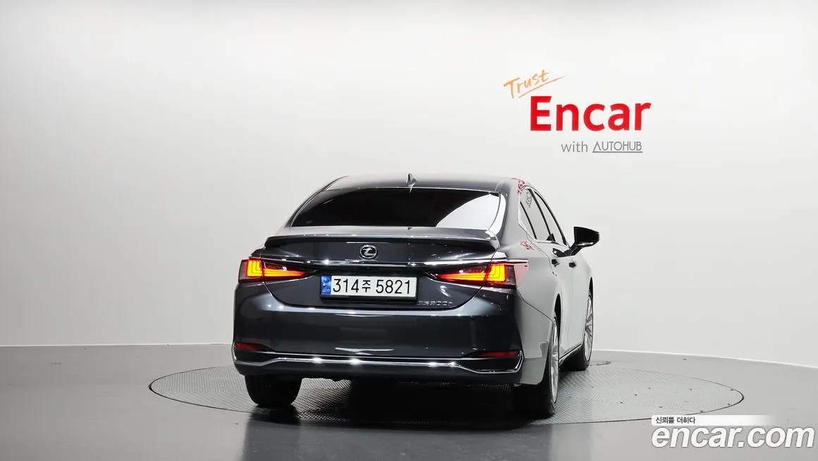 Lexus ES 2023 из KR, фото 4