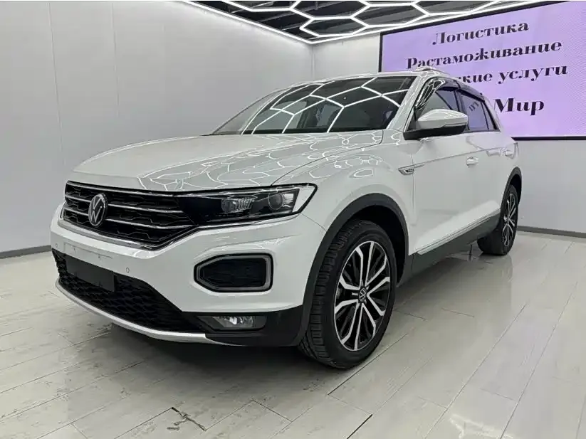 Volkswagen T-Roc 2023 из CN, фото 1