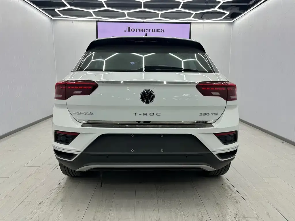 Volkswagen T-Roc 2023 из CN, фото 9