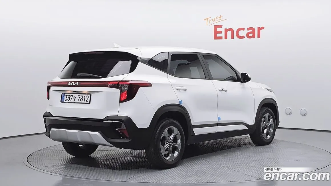 Kia Seltos 2023 из KR, фото 2