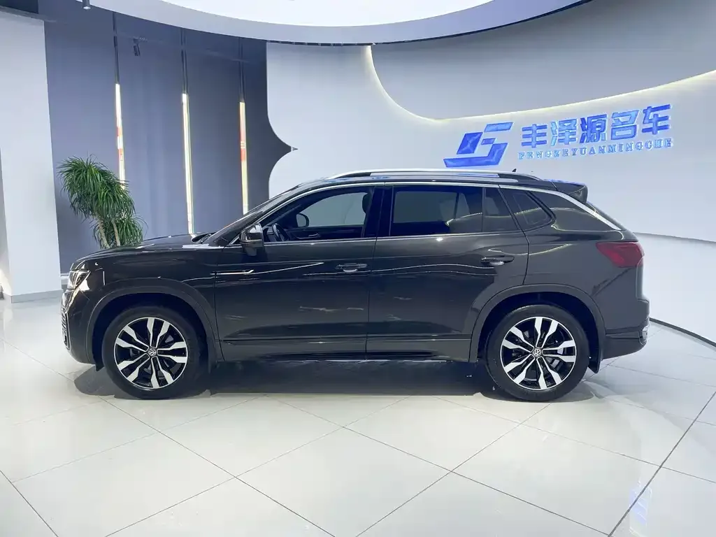 Volkswagen Tayron 2021 из CN, фото 2