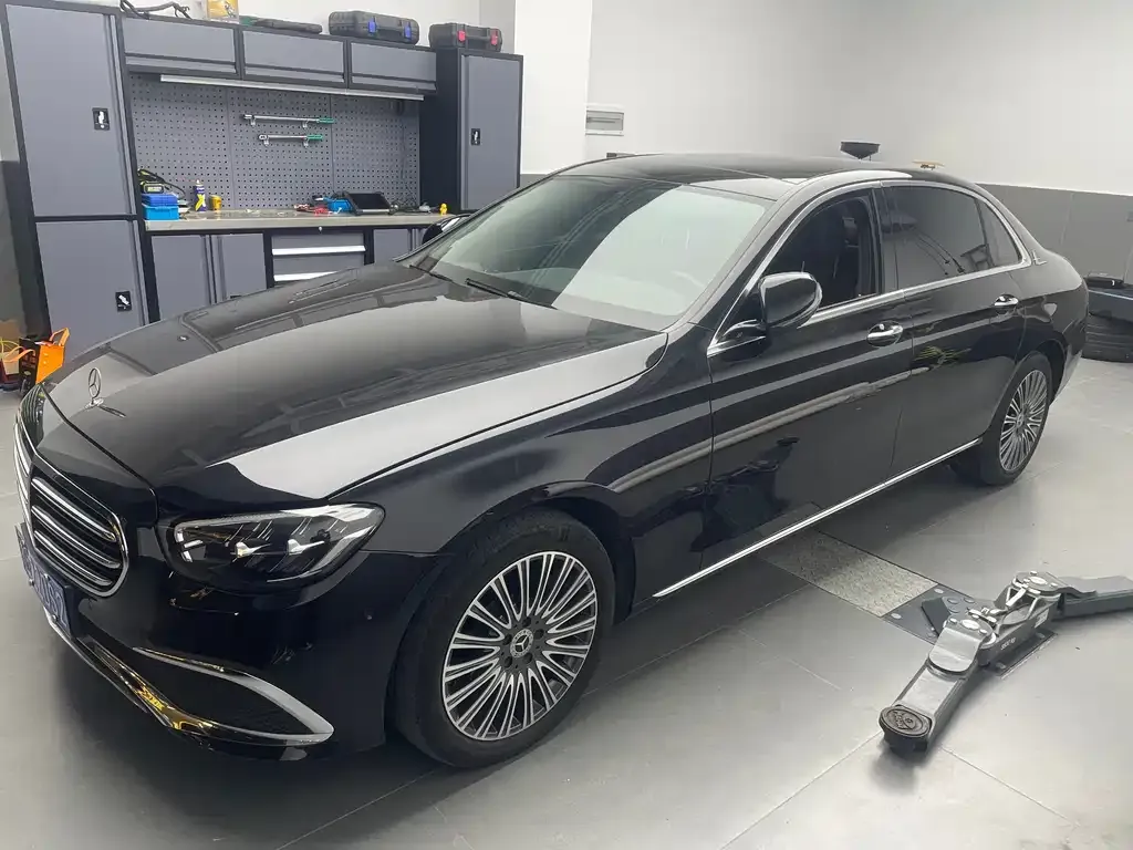 Mercedes-Benz E-Class 2023 из CN, фото 1