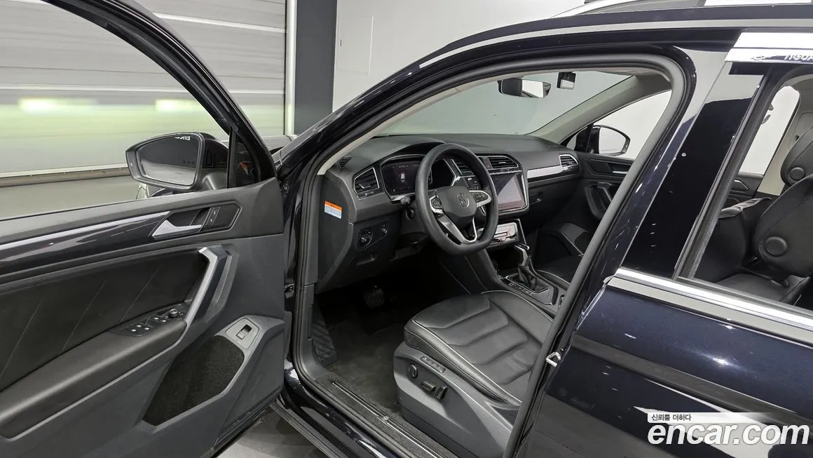 Volkswagen Tiguan 2023 из KR, фото 10