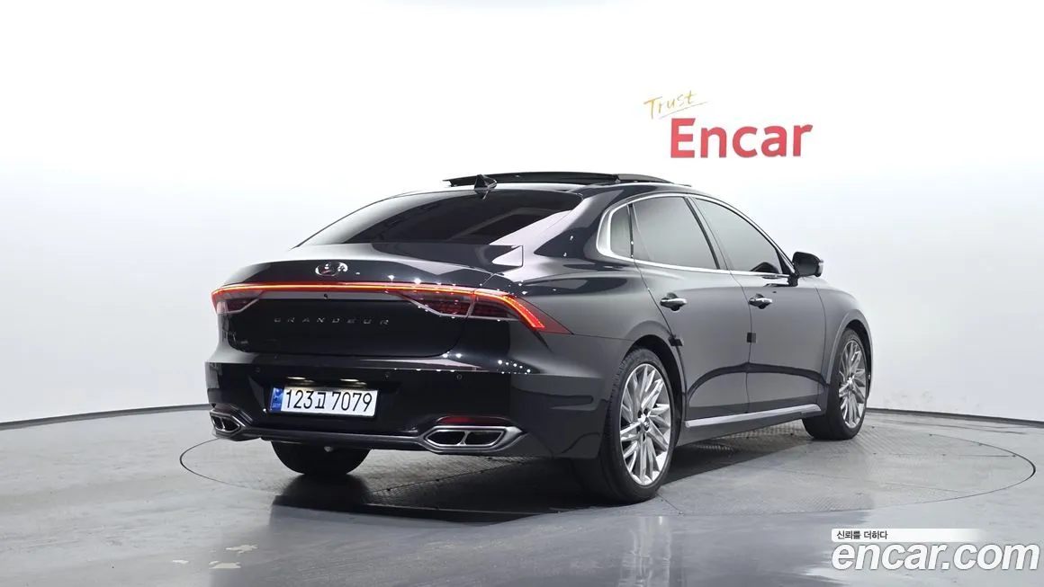 Hyundai Grandeur 2021 из KR, фото 2