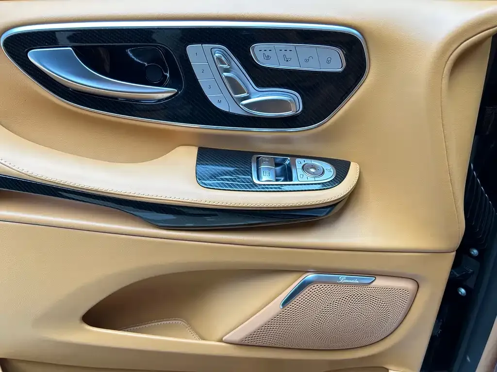 Mercedes-Benz V-Class 2022 из CN, фото 5
