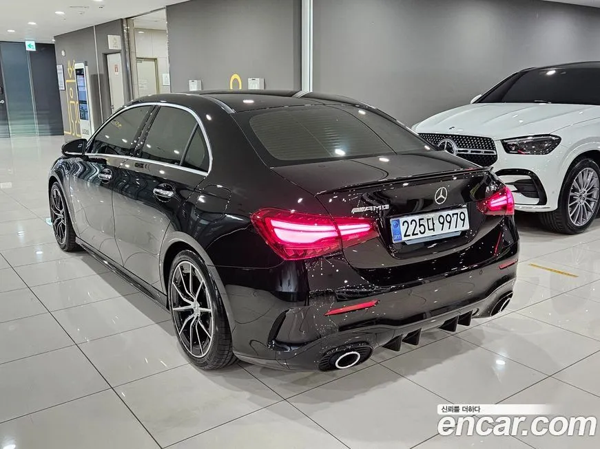 Mercedes-Benz A-Class 2024 из KR, фото 2