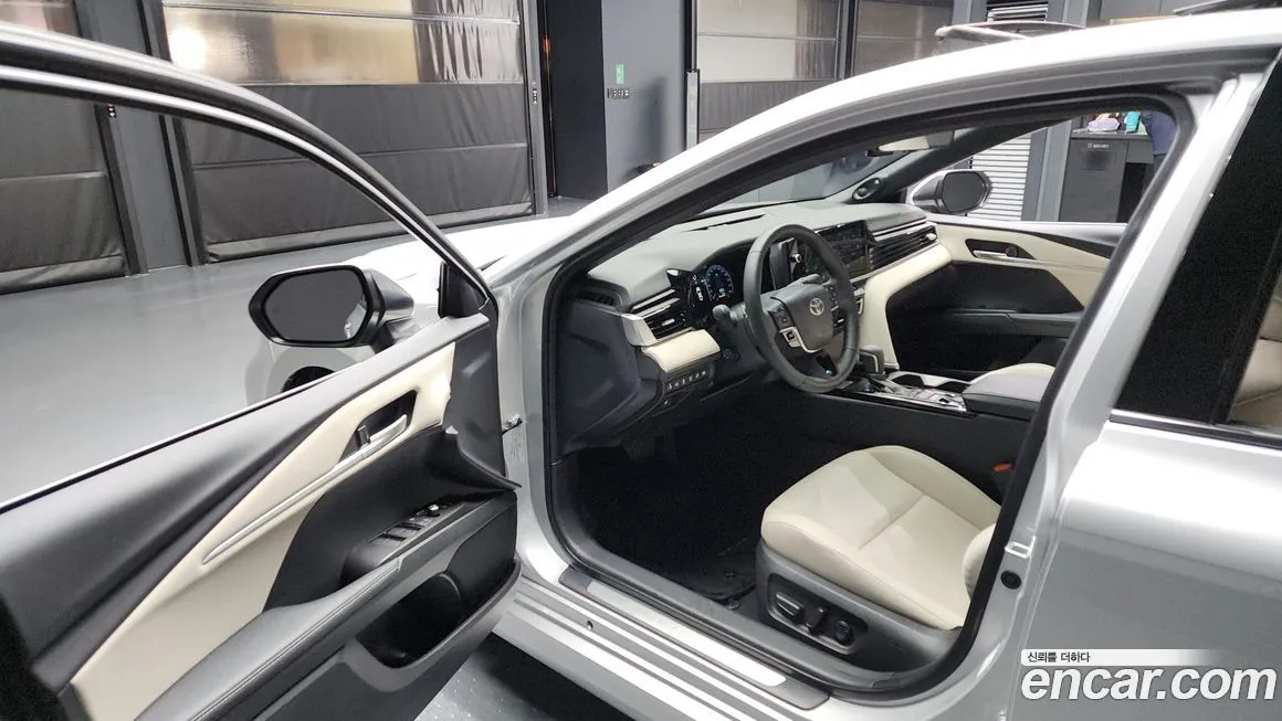 Toyota Camry 2025 из KR, фото 10