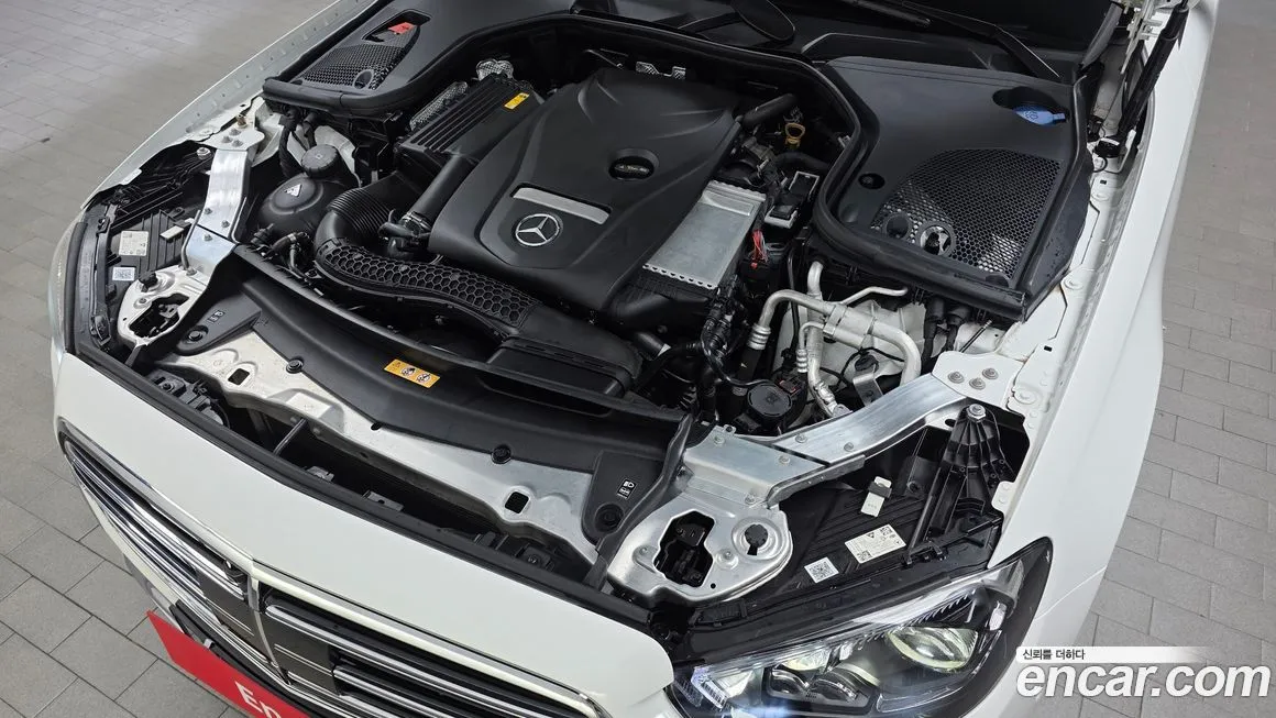 Mercedes-Benz E-Class 2023 из KR, фото 6