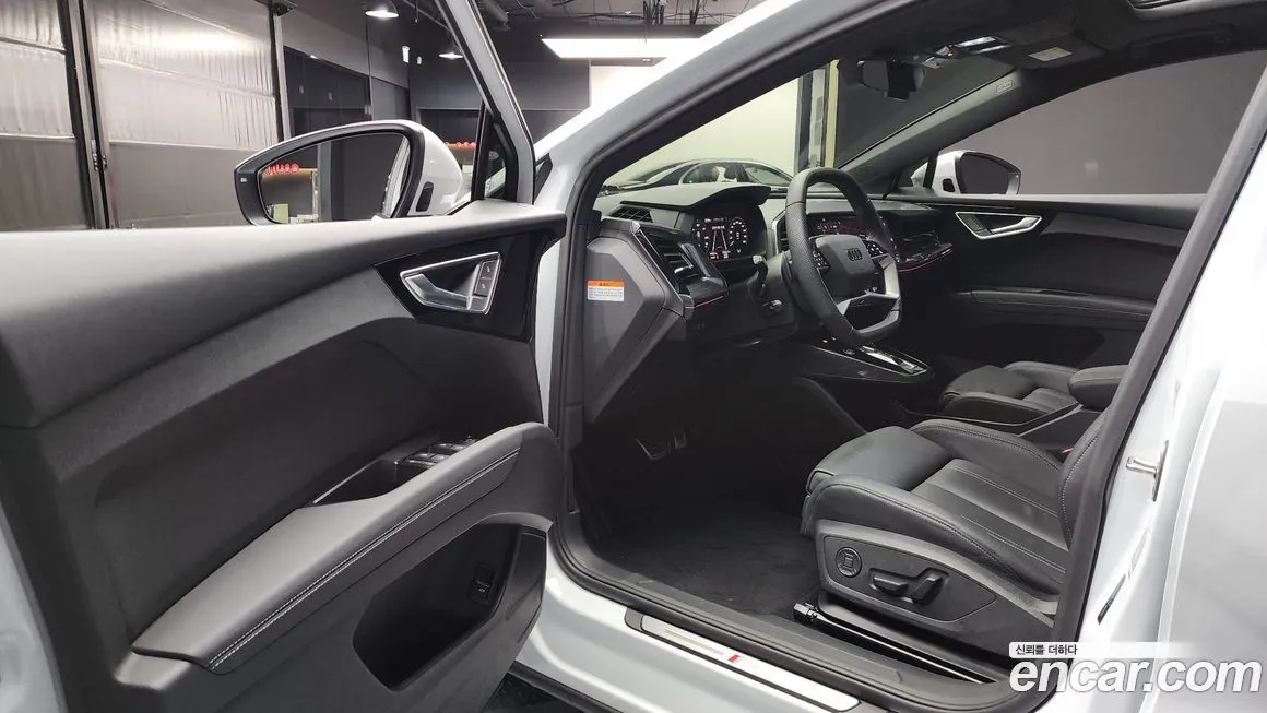 Audi Q4 e-tron 2025 из KR, фото 10