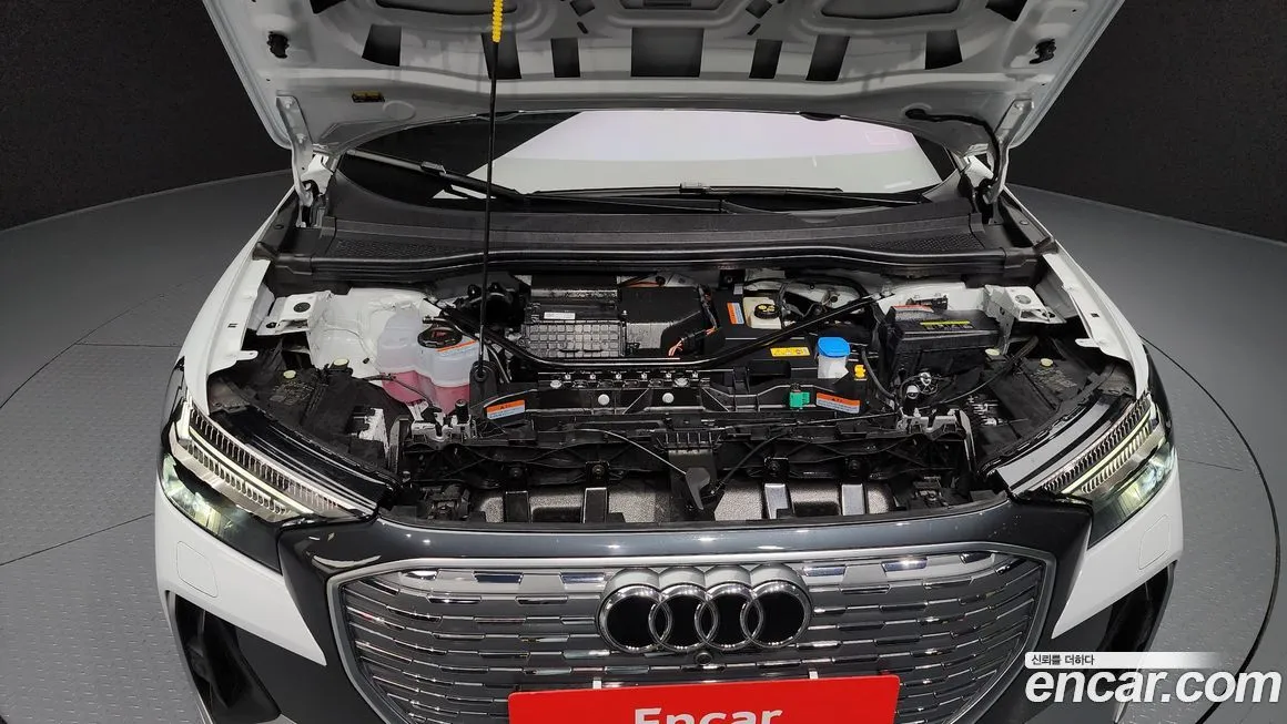 Audi Q4 e-tron 2025 из KR, фото 6