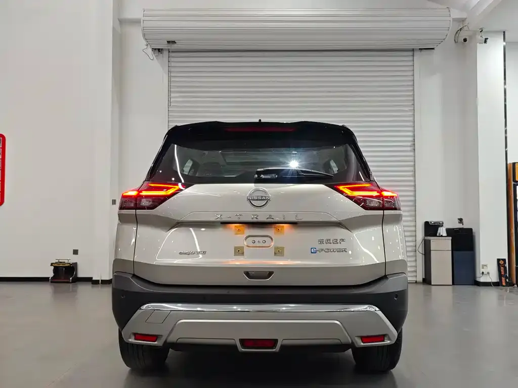 Nissan X-Trail 2023 из CN, фото 2