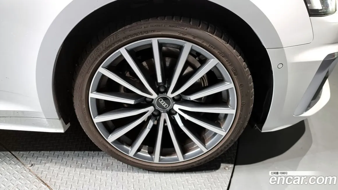 Audi A5 2023 из KR, фото 5