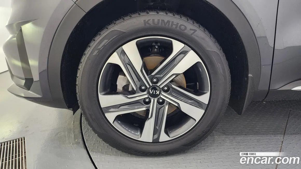 Kia Sorento — фото 5