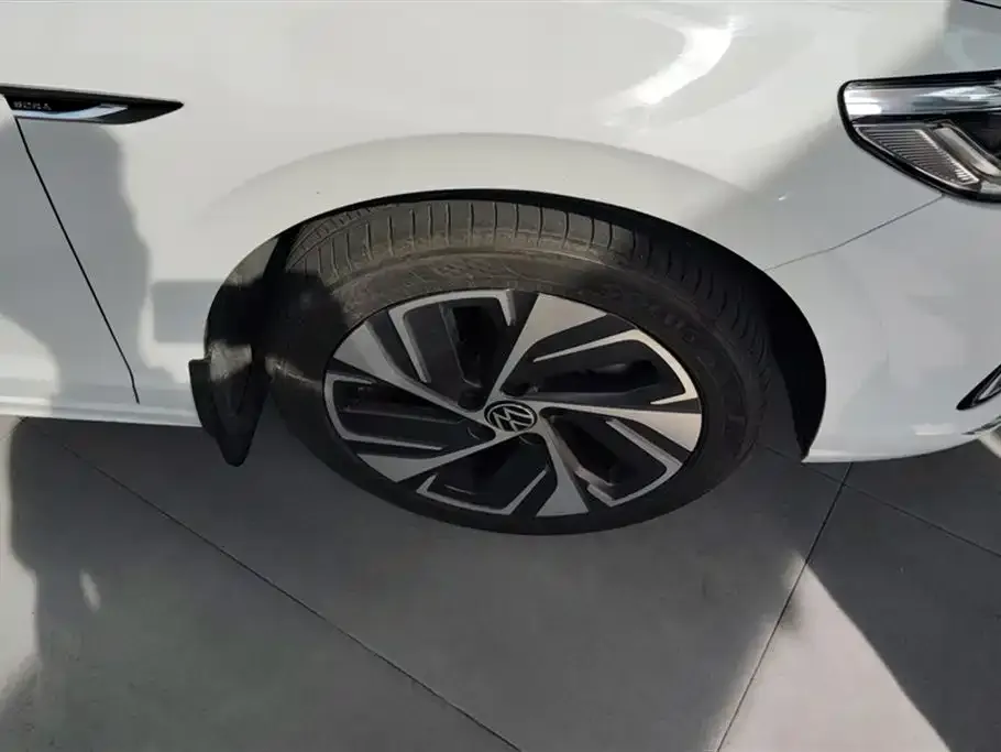 Volkswagen Bora 2023 из CN, фото 6