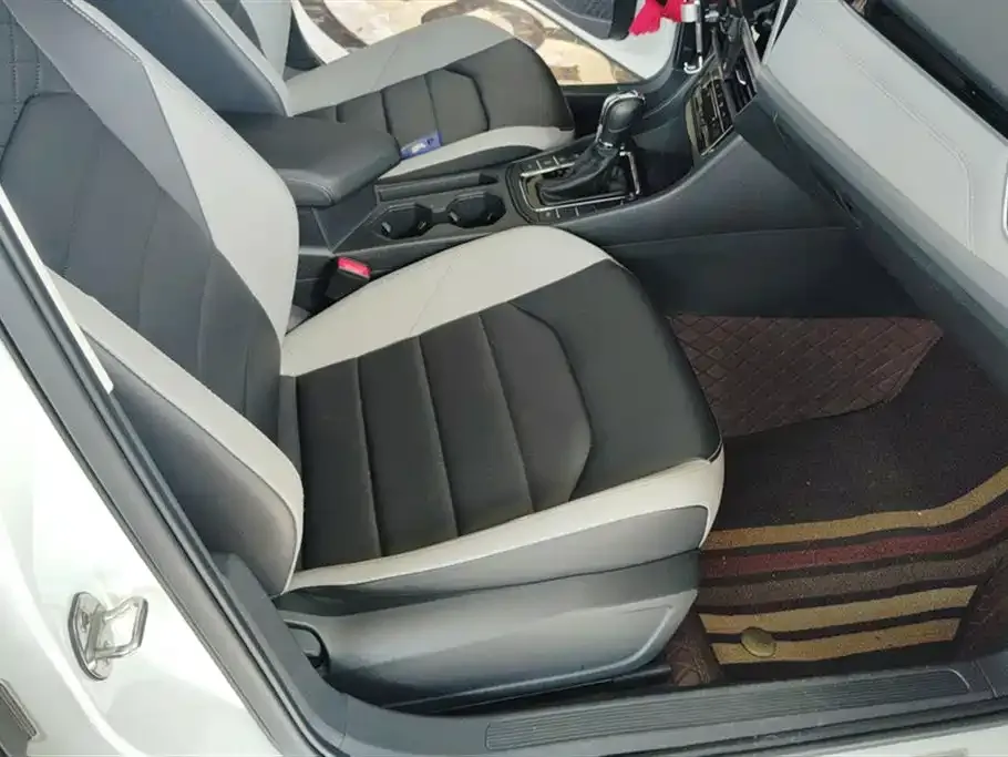 Volkswagen Bora 2023 из CN, фото 8