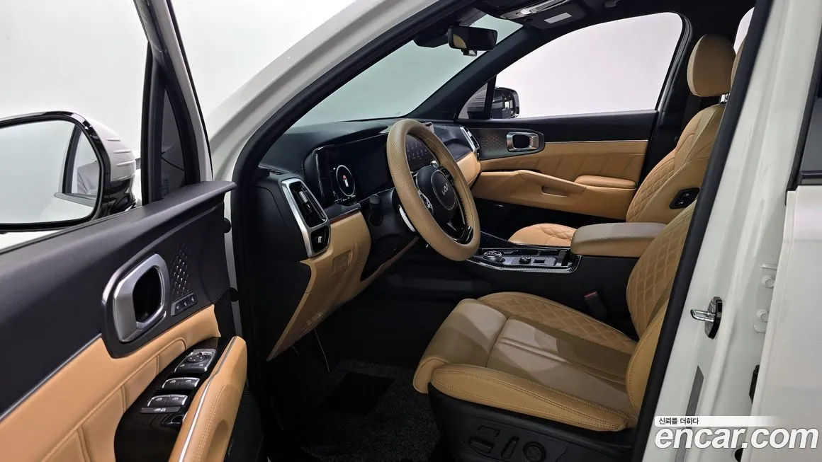 Kia Sorento — фото 10