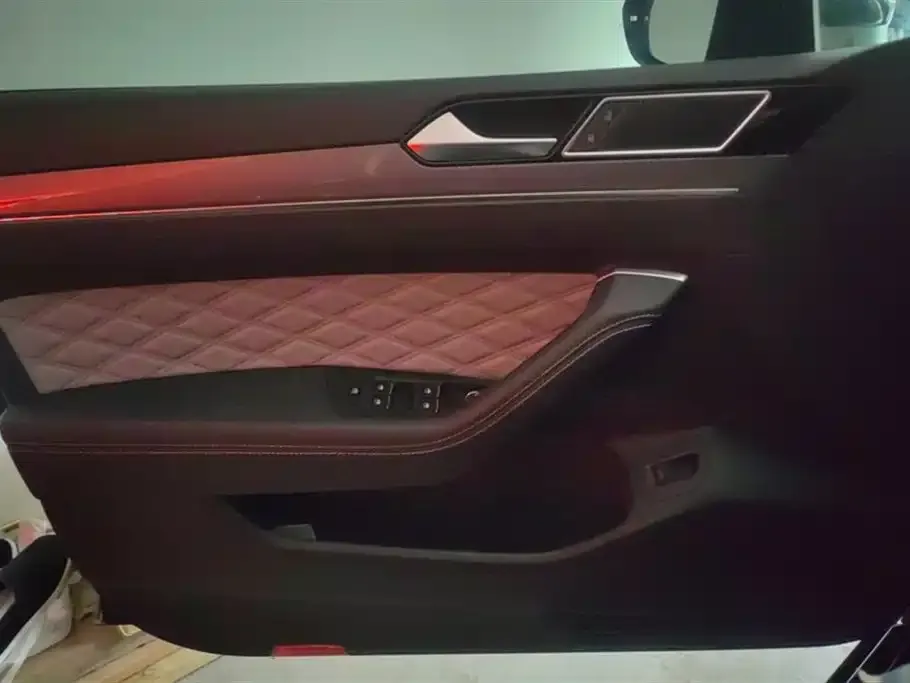 Volkswagen Magotan 2023 из CN, фото 7