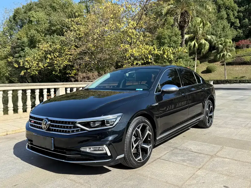 Volkswagen Magotan 2023 из CN, фото 1