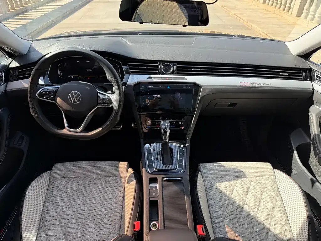 Volkswagen Magotan 2023 из CN, фото 10