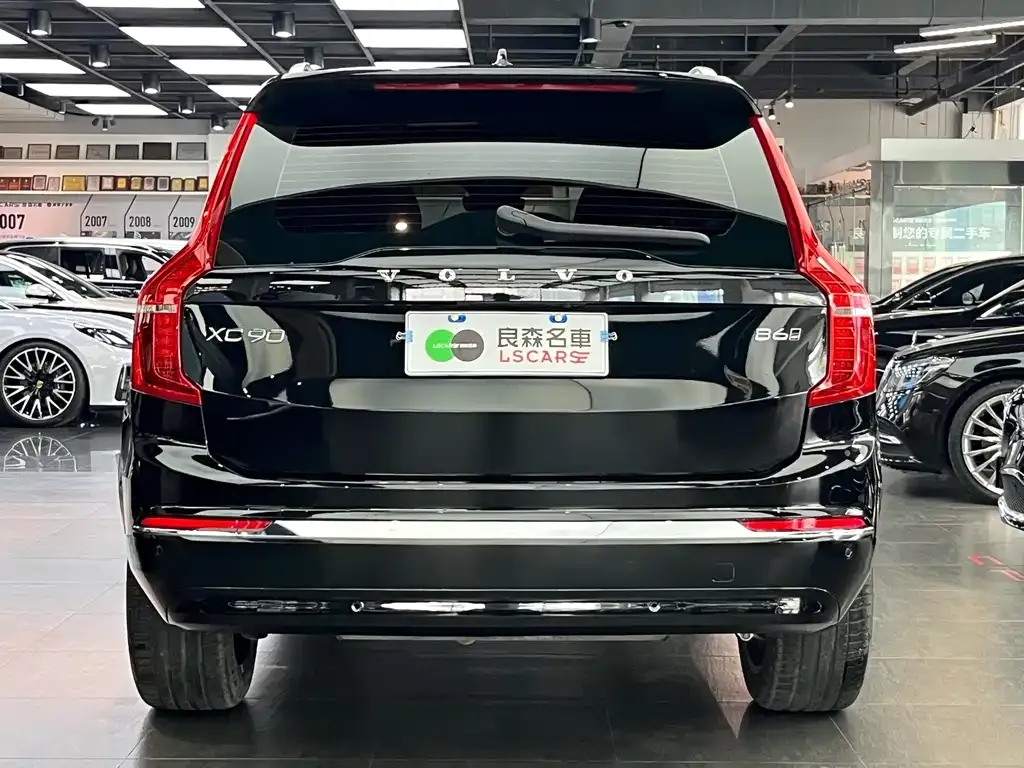 Volvo XC90 2025 из CN, фото 5