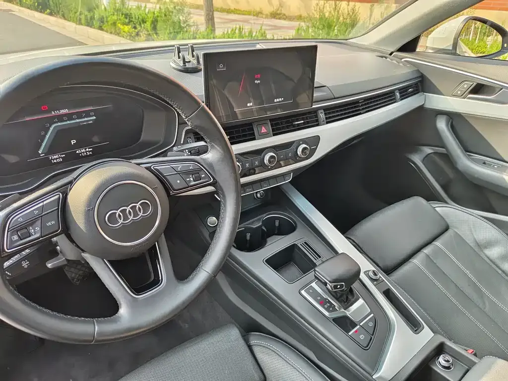 Audi A4L 2023 из CN, фото 10