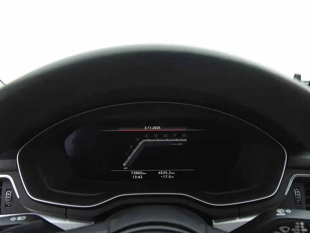 Audi A4L 2023 из CN, фото 6