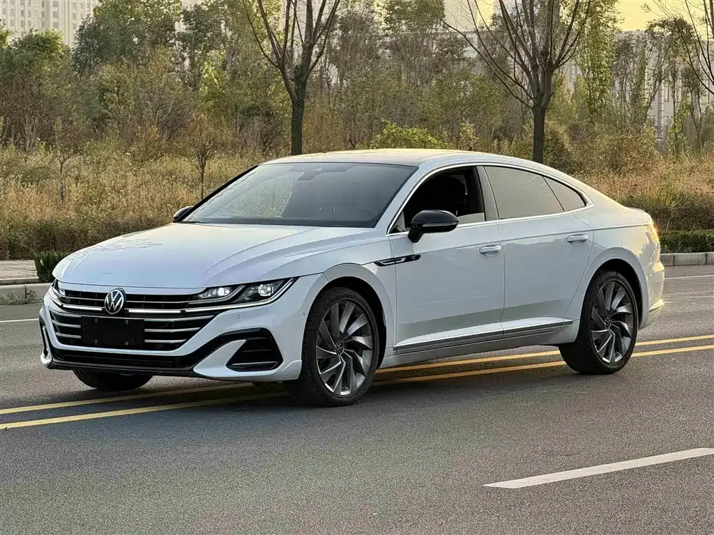 Volkswagen CC 2022 из CN, фото 1