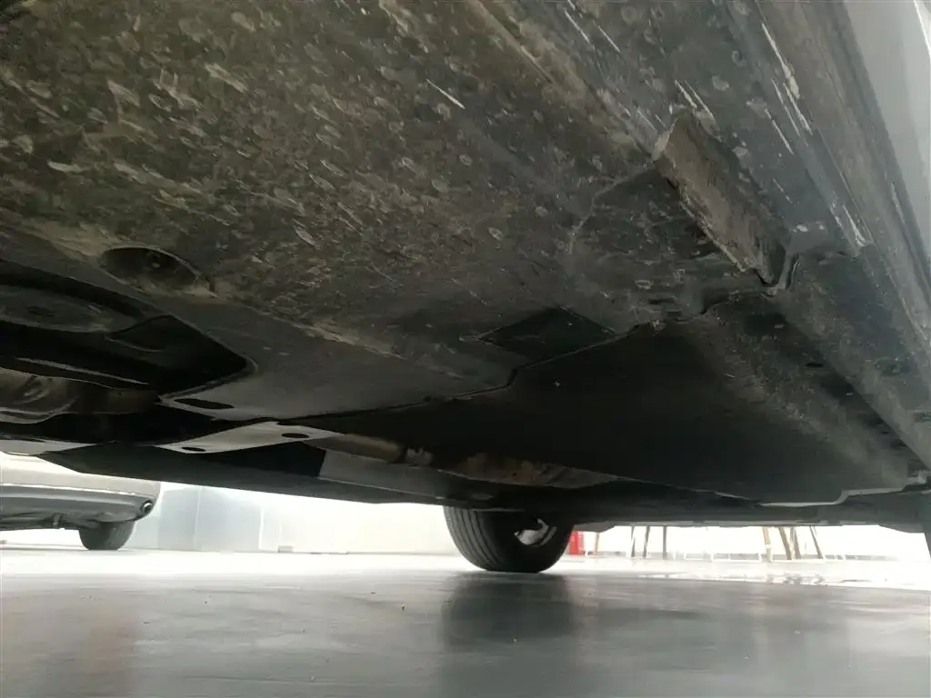Audi Q5L 2022 из CN, фото 4