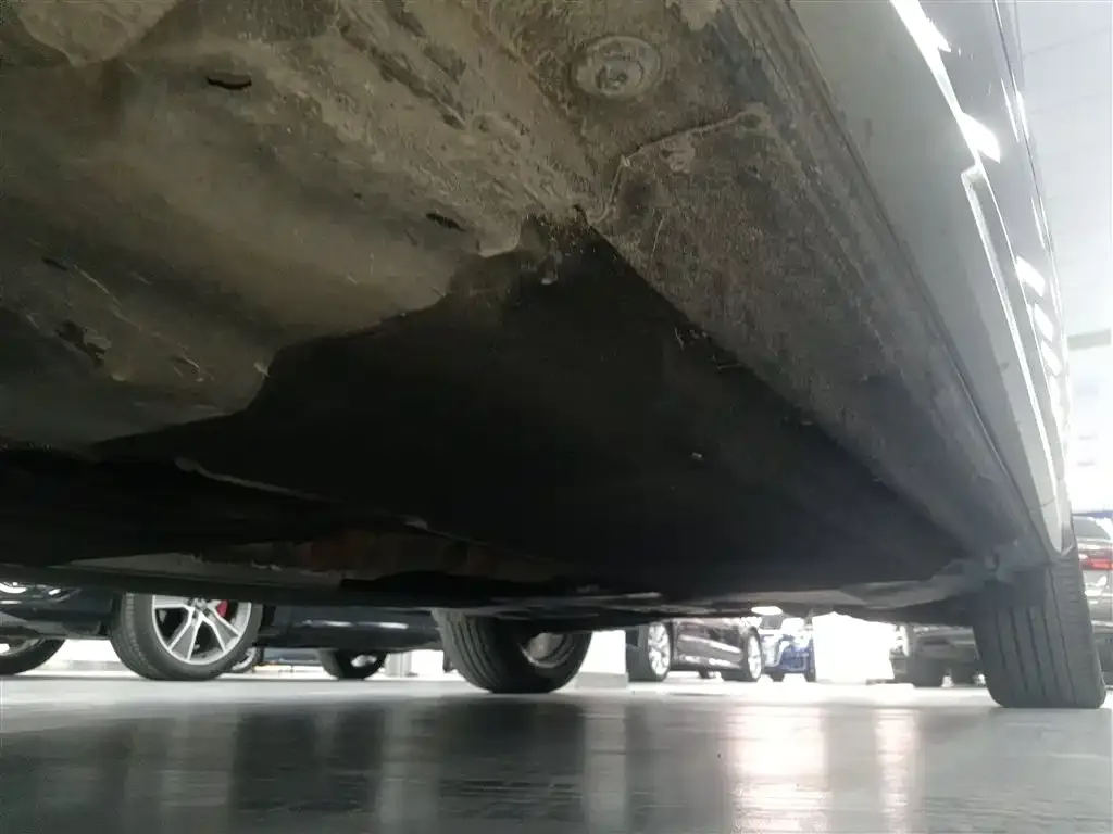 Audi Q5L 2022 из CN, фото 8
