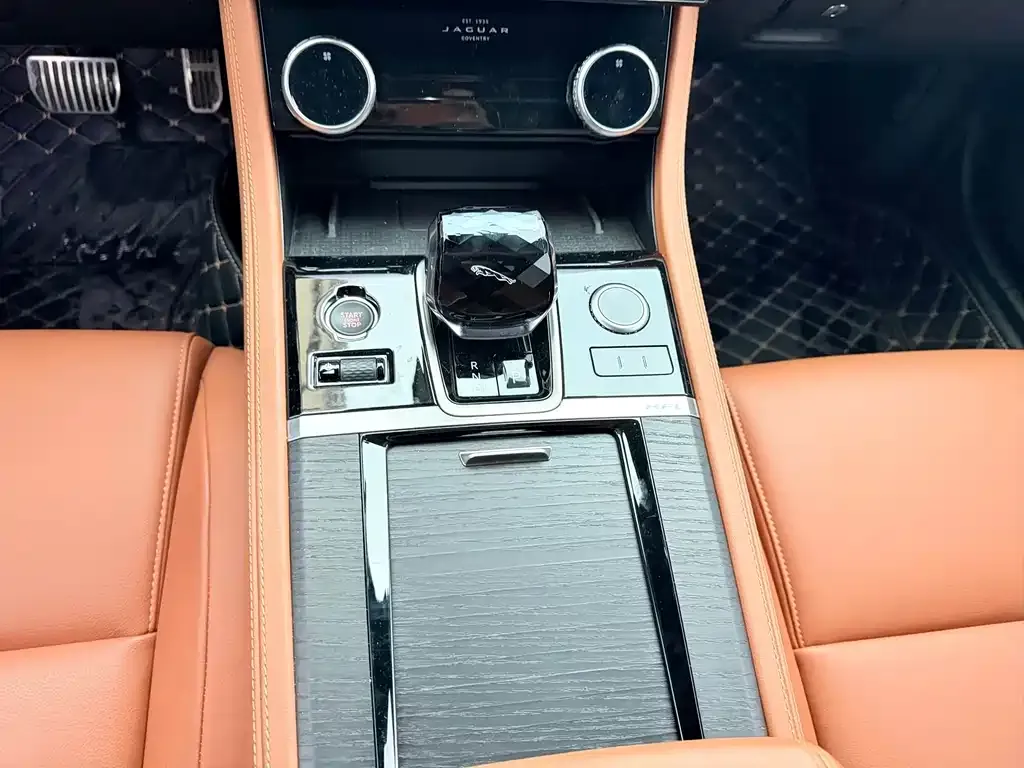 Jaguar XEL 2022 из CN, фото 8