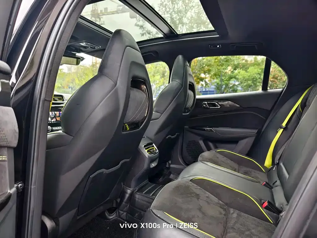 Lynk & Co 03 2021 из CN, фото 5