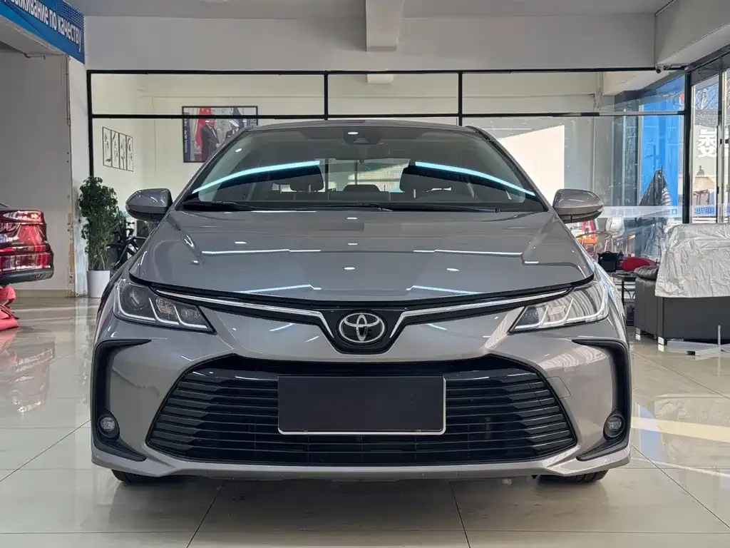 Toyota Corolla 2021 из CN, фото 2