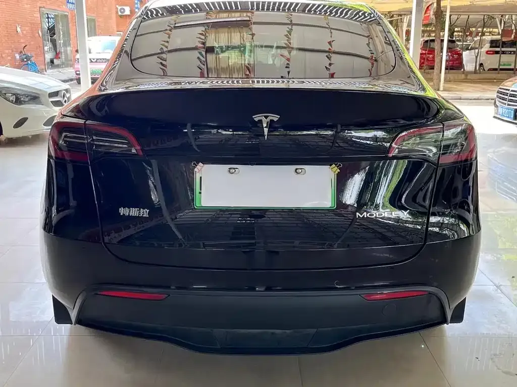 Tesla Model Y 2022 из CN, фото 8