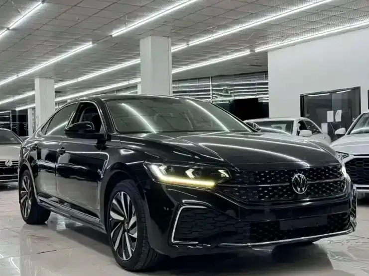 Volkswagen Passat 2022 из CN, фото 3