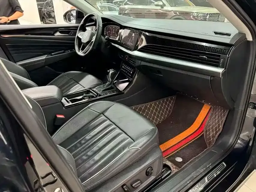 Volkswagen Passat 2022 из CN, фото 7