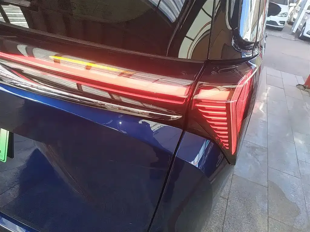 Buick GL8 Hybrid 2024 из CN, фото 8