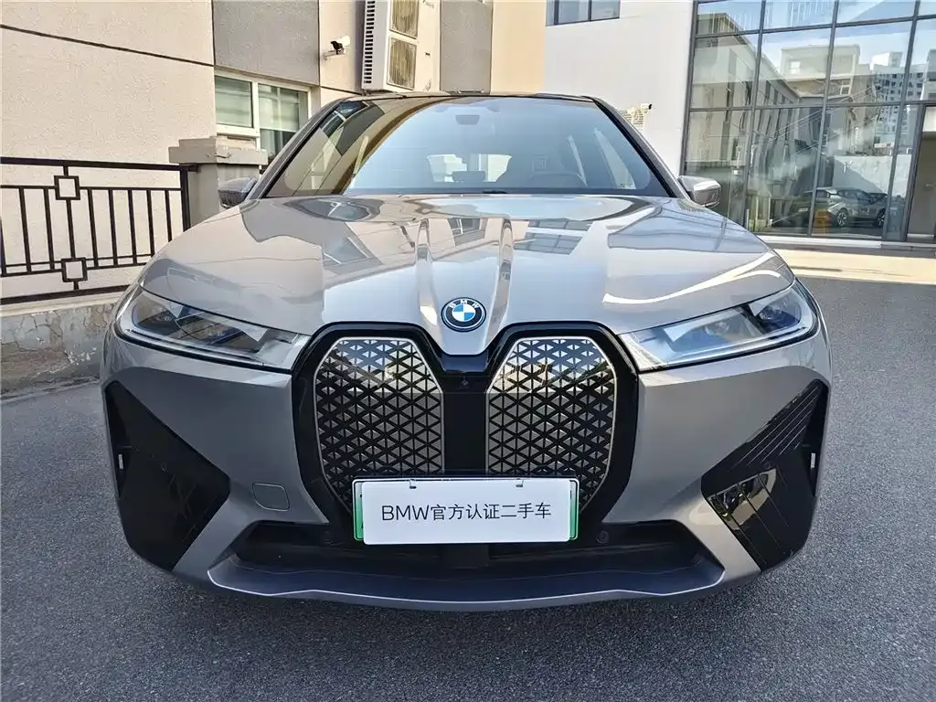 BMW iX M60 2023 из CN, фото 2