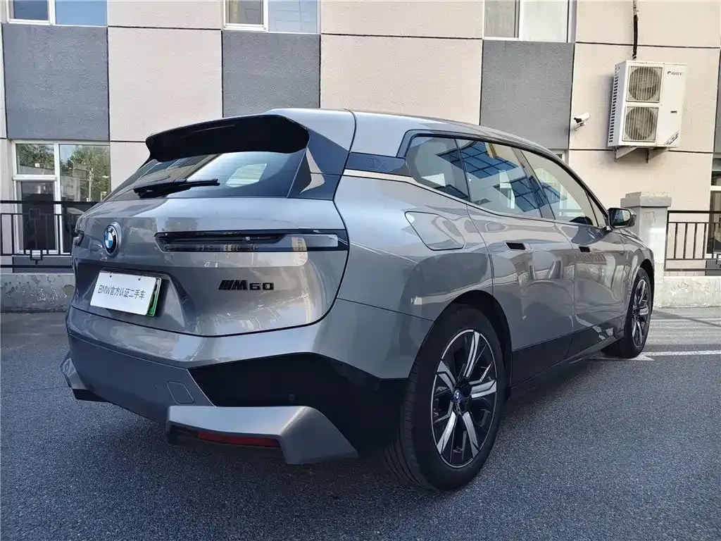 BMW iX M60 2023 из CN, фото 5