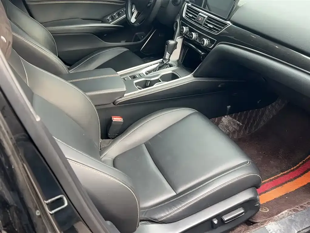 Honda Accord 2023 из CN, фото 4